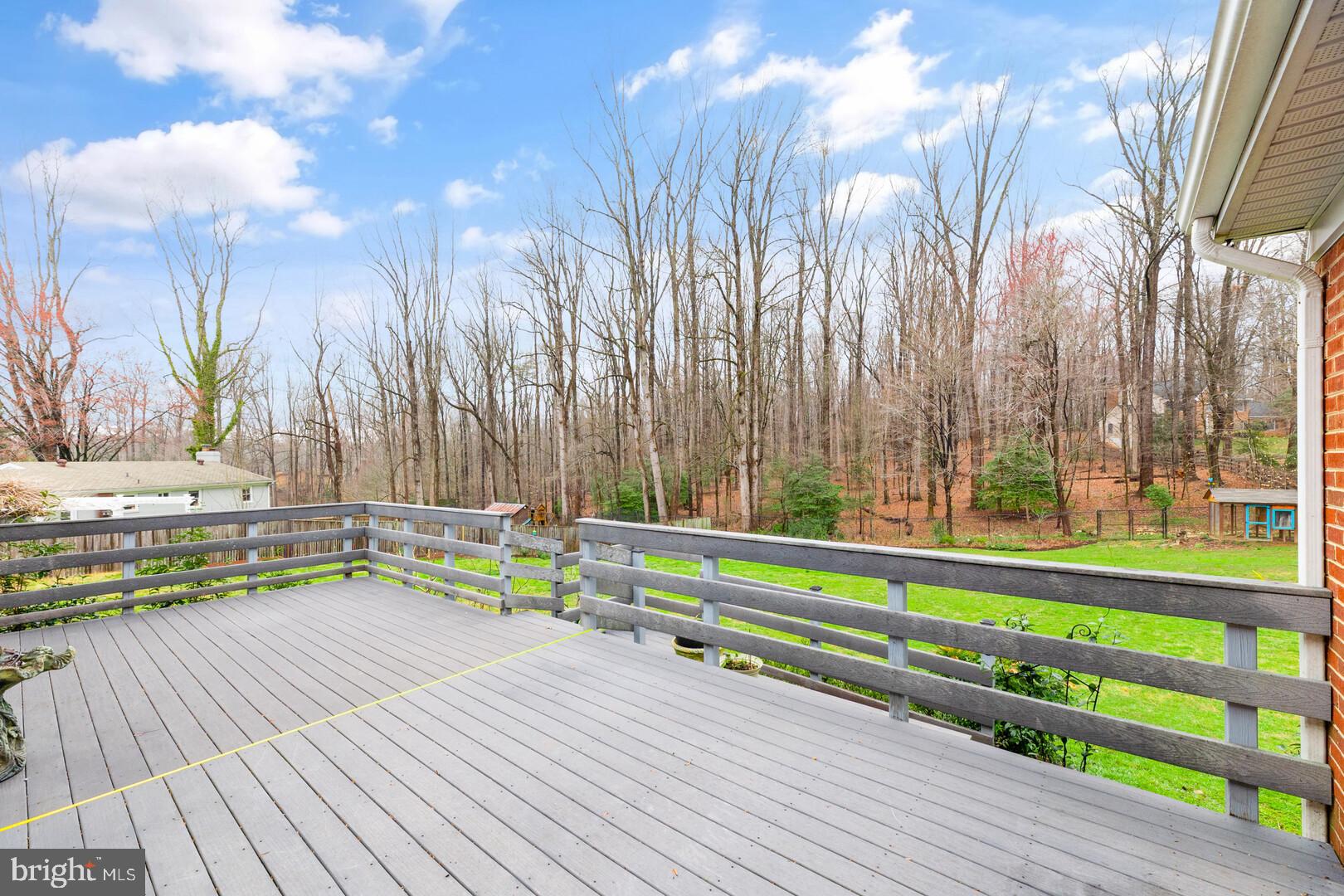7475 Clifton Road Clifton, VA 20124 - Photo 35 of 69 Trex Deck