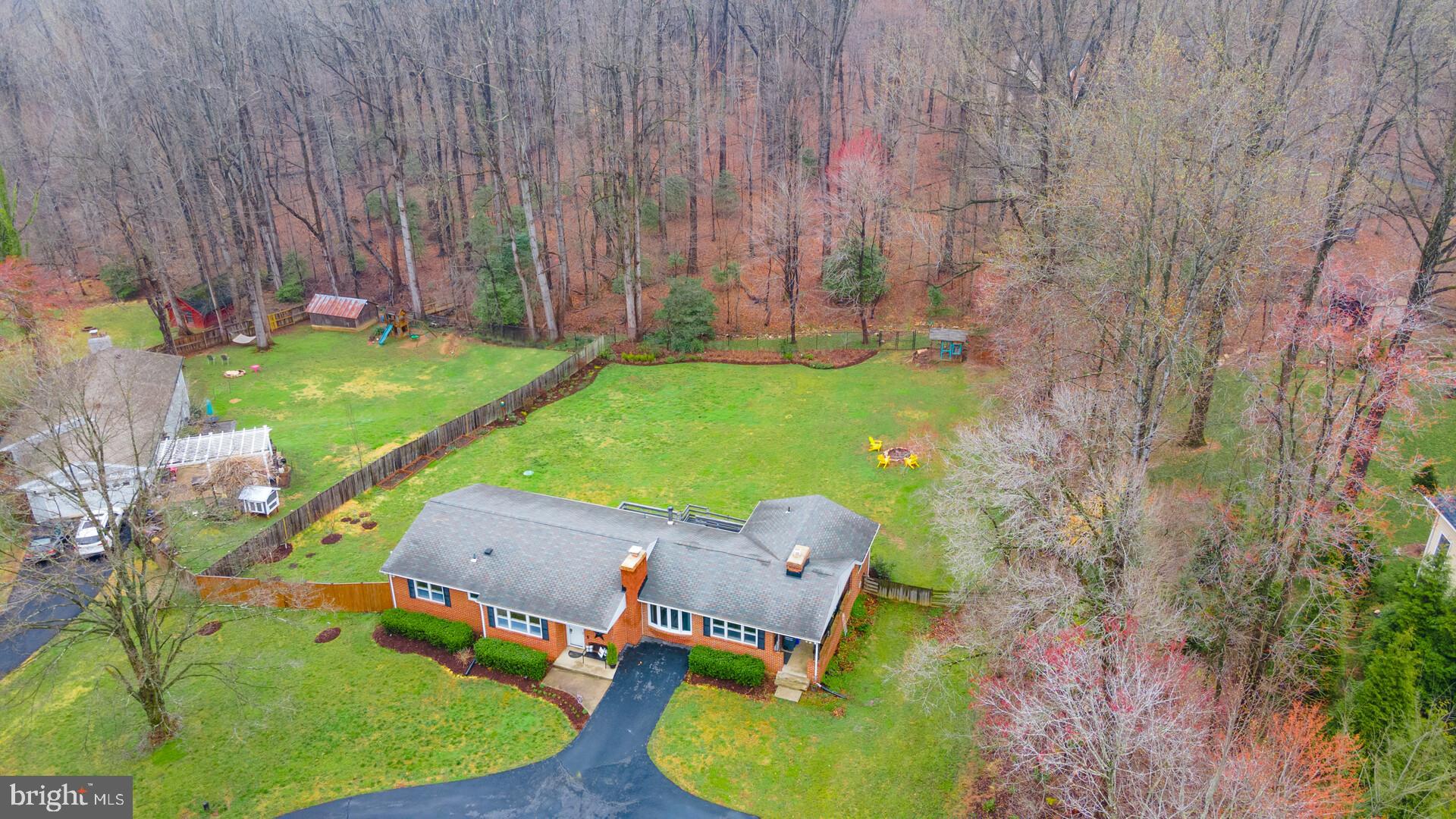 7475 Clifton Road Clifton, VA 20124 - Photo 46 of 69 Gallery Image 46