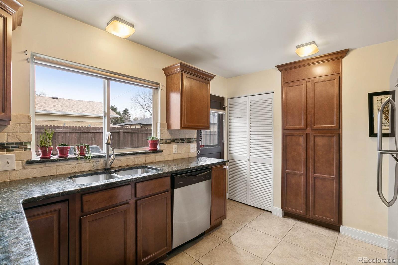 4335 Ingalls Street Wheat Ridge, CO 80033 - Photo 12 of 38