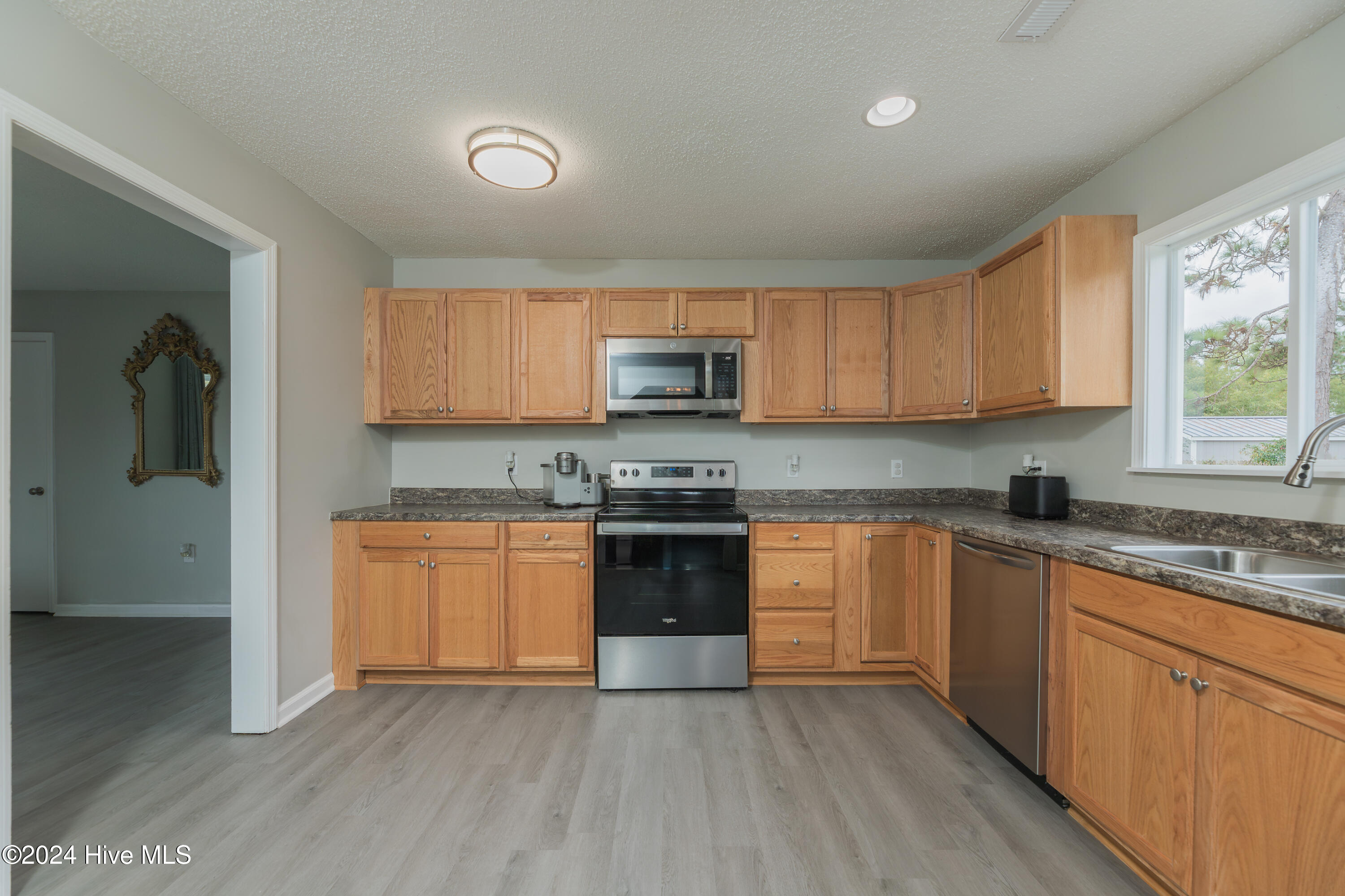 79 Crown Point Road Hubert, NC 28539 - Photo 8 of 43 Kitchen