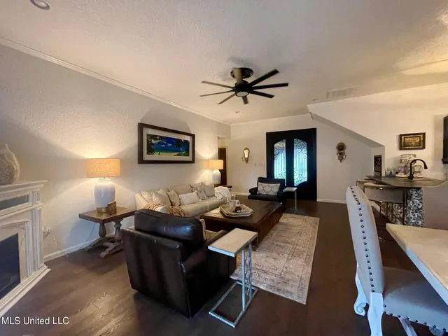 $689,900 | 416 Woodland Park Drive, Biloxi, MS 39531