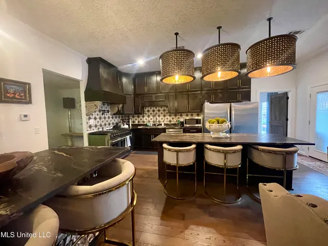 $689,900 | 416 Woodland Park Drive, Biloxi, MS 39531