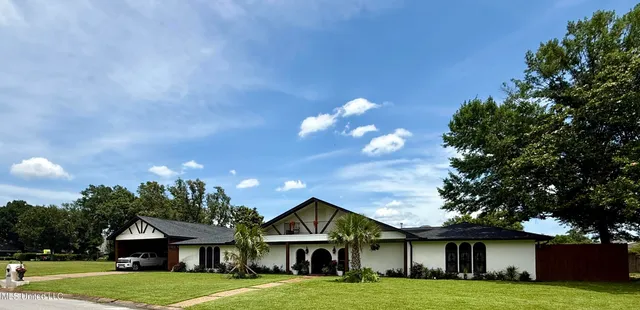 $689,900 | 416 Woodland Park Drive, Biloxi, MS 39531