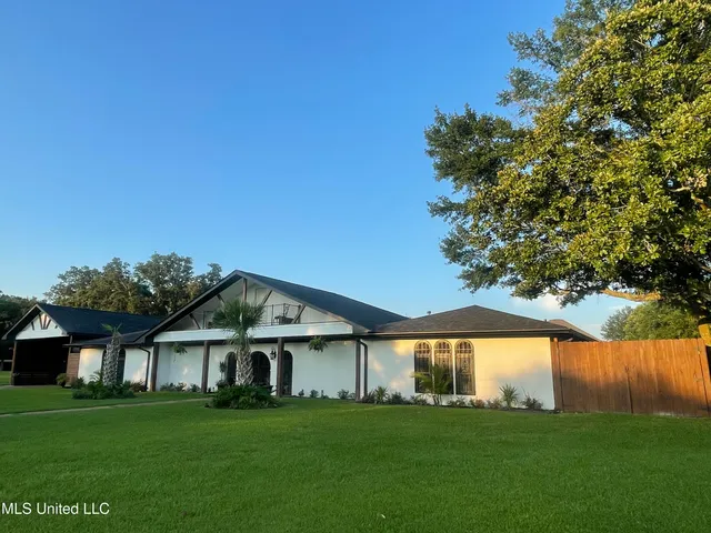 $689,900 | 416 Woodland Park Drive, Biloxi, MS 39531