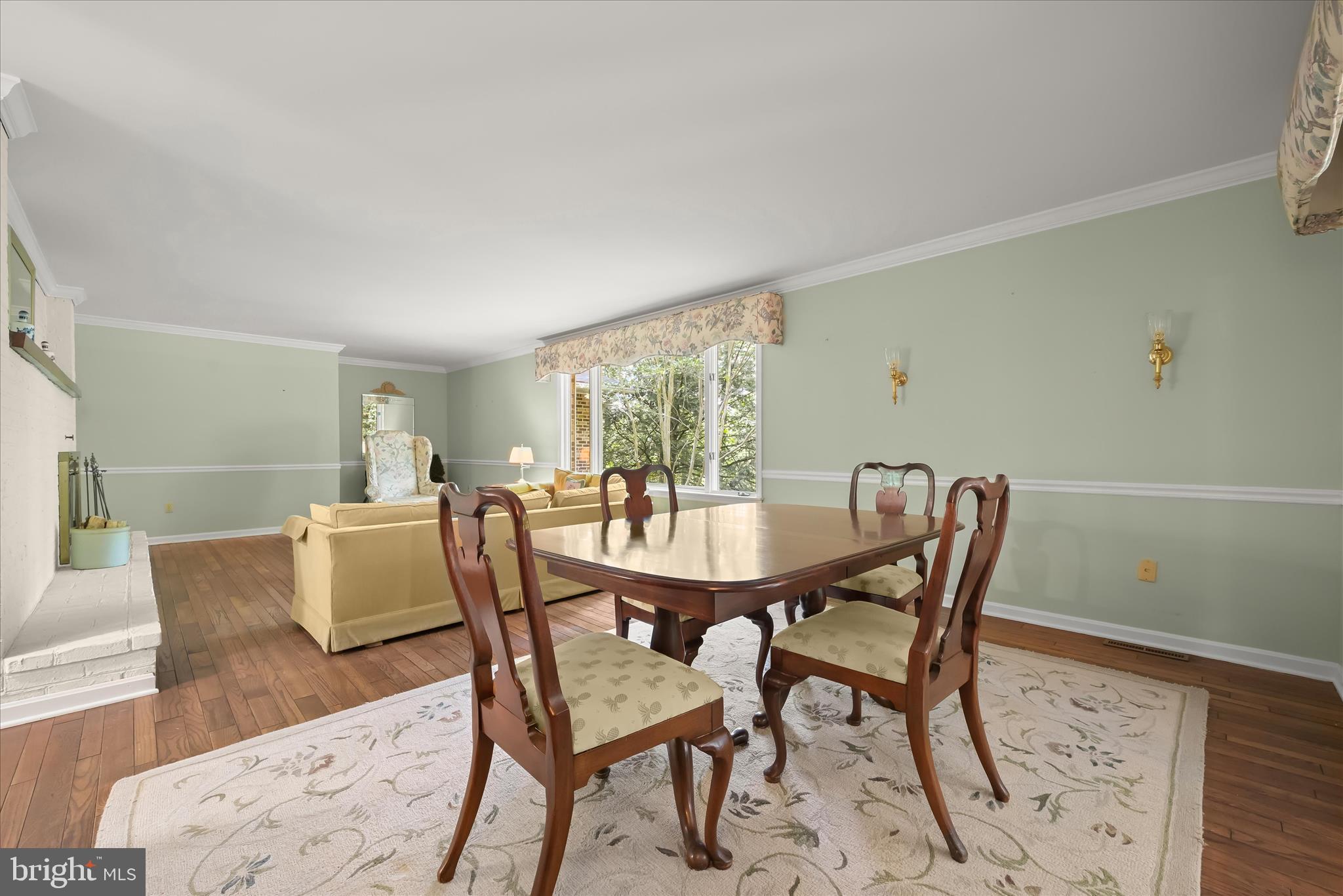 3391 Salem Bottom Road Westminster, MD 21157 - Photo 24 of 82 Dining Room - Hardwood Floors