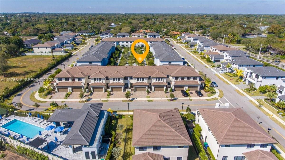 12060 Southwest 82nd Place Miami, FL 33156 - Photo 2 of 41