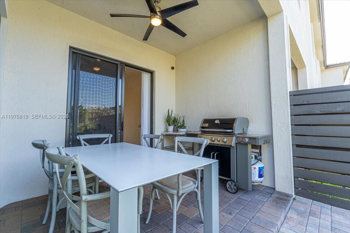 12060 Southwest 82nd Place Miami, FL 33156 - Photo 32 of 41