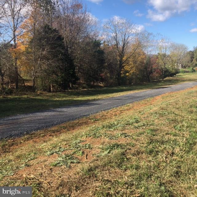 12250 Crest Hill Road Hume, VA 22639 - Photo 31 of 37