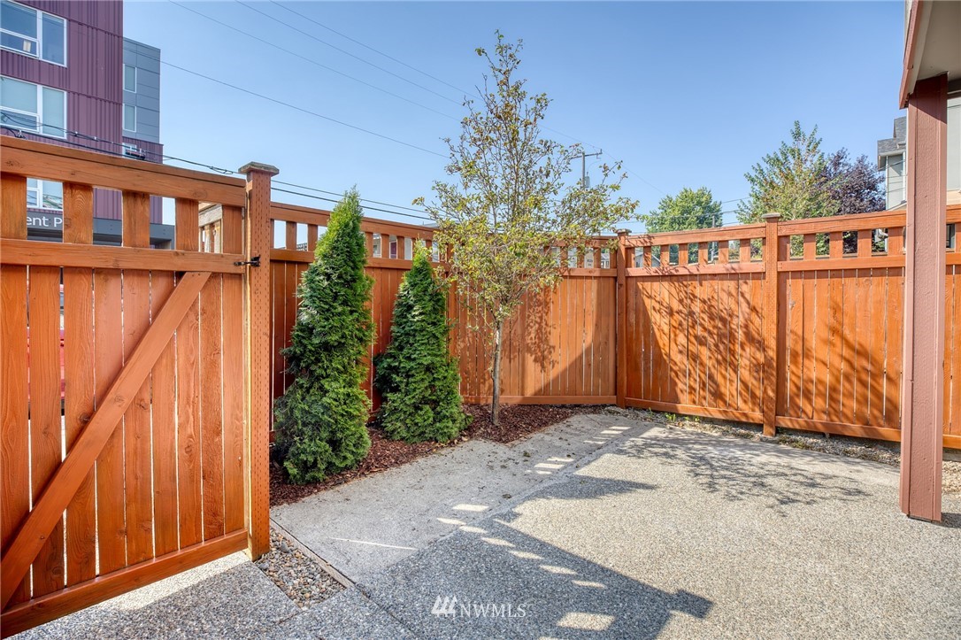 946 North 96th Street Seattle, WA 98103 - Photo 2 of 24 a view of front door