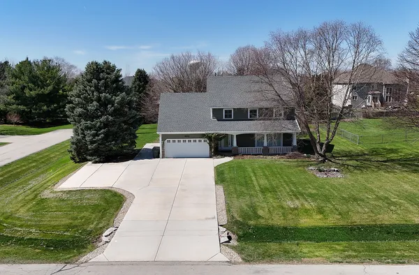 $425,000 | 13050 South Elizabeth Drive, Plainfield, IL 60585