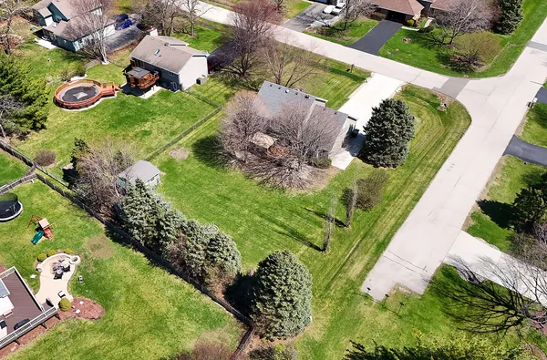$425,000 | 13050 South Elizabeth Drive, Plainfield, IL 60585