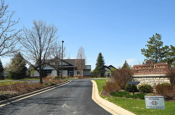 $425,000 | 13050 South Elizabeth Drive, Plainfield, IL 60585