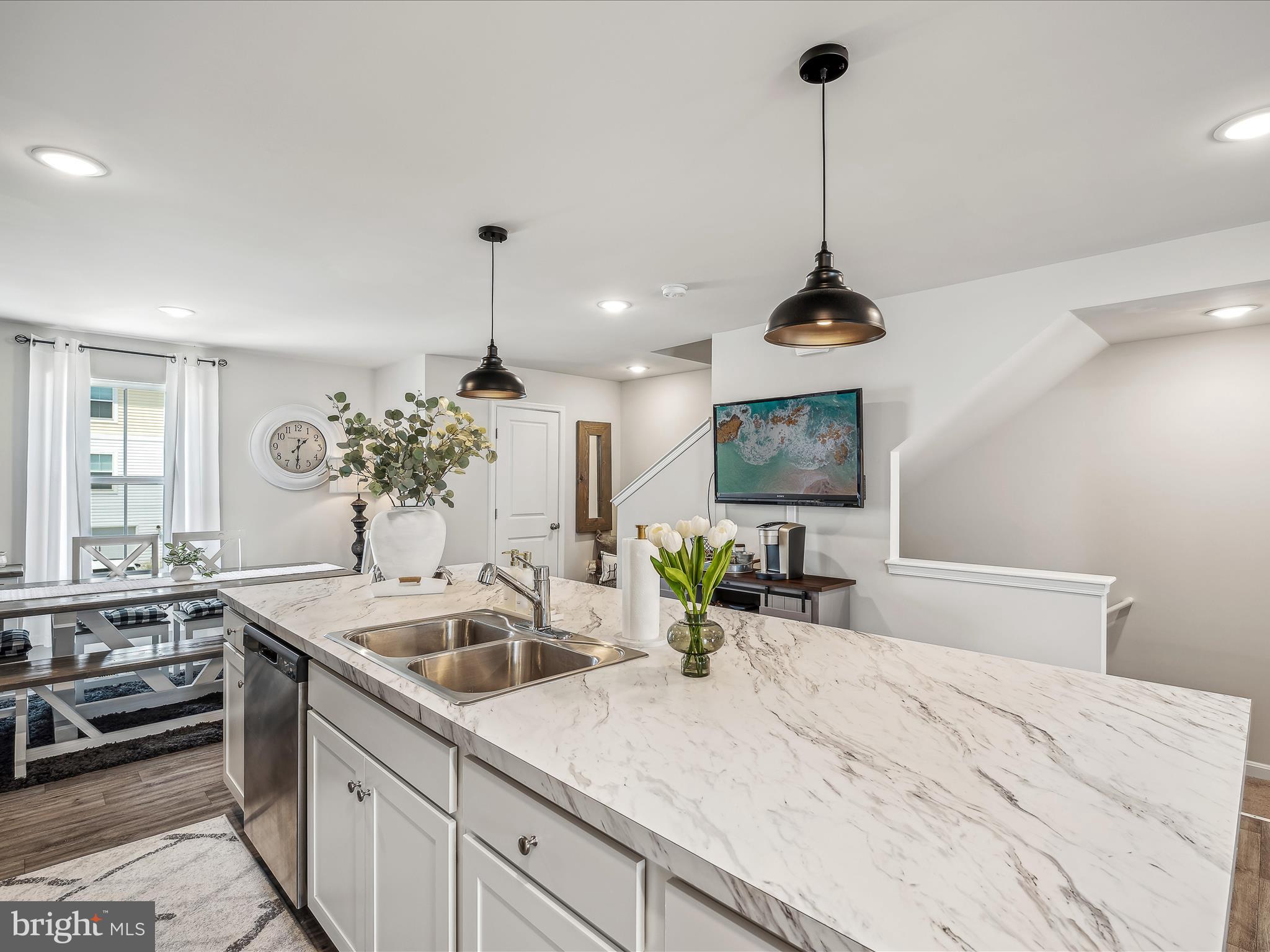 47 Thrower Road Hedgesville, WV 25427 - Photo 2 of 42 Kitchen