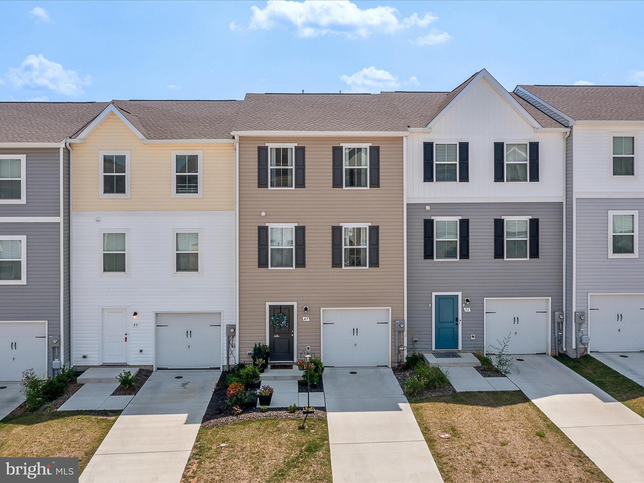 47 Thrower Road Hedgesville, WV 25427 - Photo 30 of 42 Aerial Front
