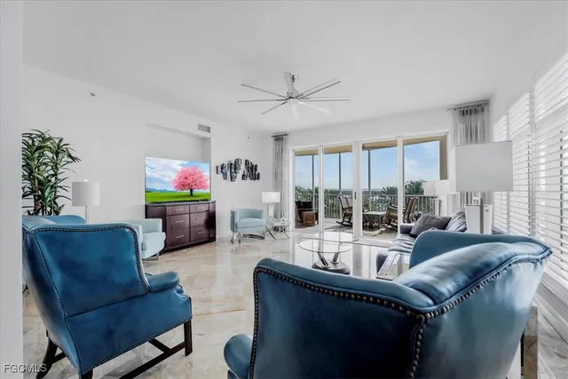 $1,149,900 | 6061 Silver King Boulevard, Unit 306, Cape Coral, FL 33914