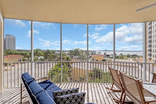 $1,149,900 | 6061 Silver King Boulevard, Unit 306, Cape Coral, FL 33914