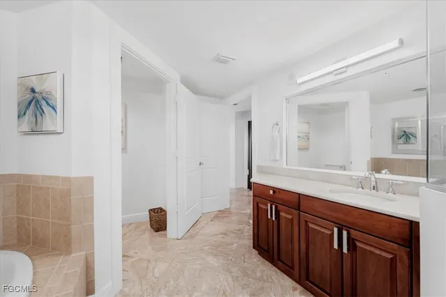 $1,149,900 | 6061 Silver King Boulevard, Unit 306, Cape Coral, FL 33914