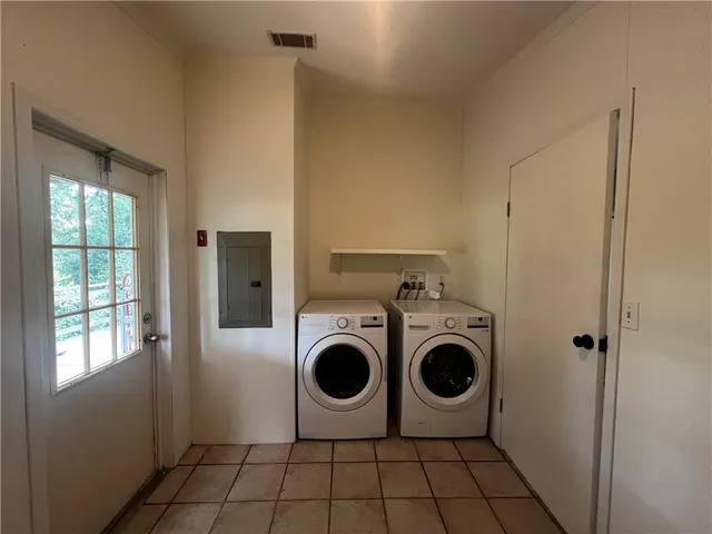 $2,000 | 9453 Farm To Market Road 2000, Caldwell, TX 77836