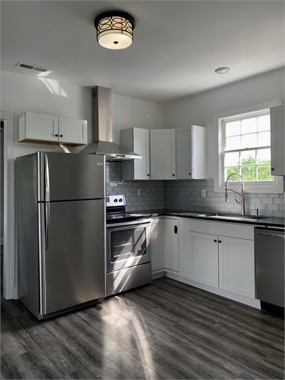 7 Sheppard Street Charleston, SC 29403 - Photo 20 of 31 7.shpe.b.kitchen