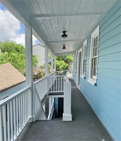7 Sheppard Street Charleston, SC 29403 - Photo 26 of 31 7.shep.upstairs.porch