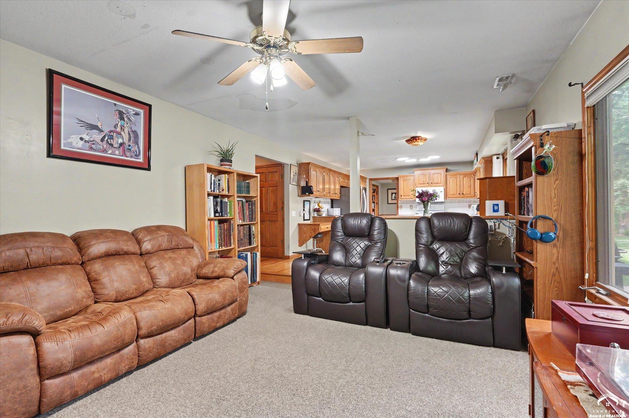 2408 Oxford Road Lawrence, KS 66049 - Photo 18 of 43