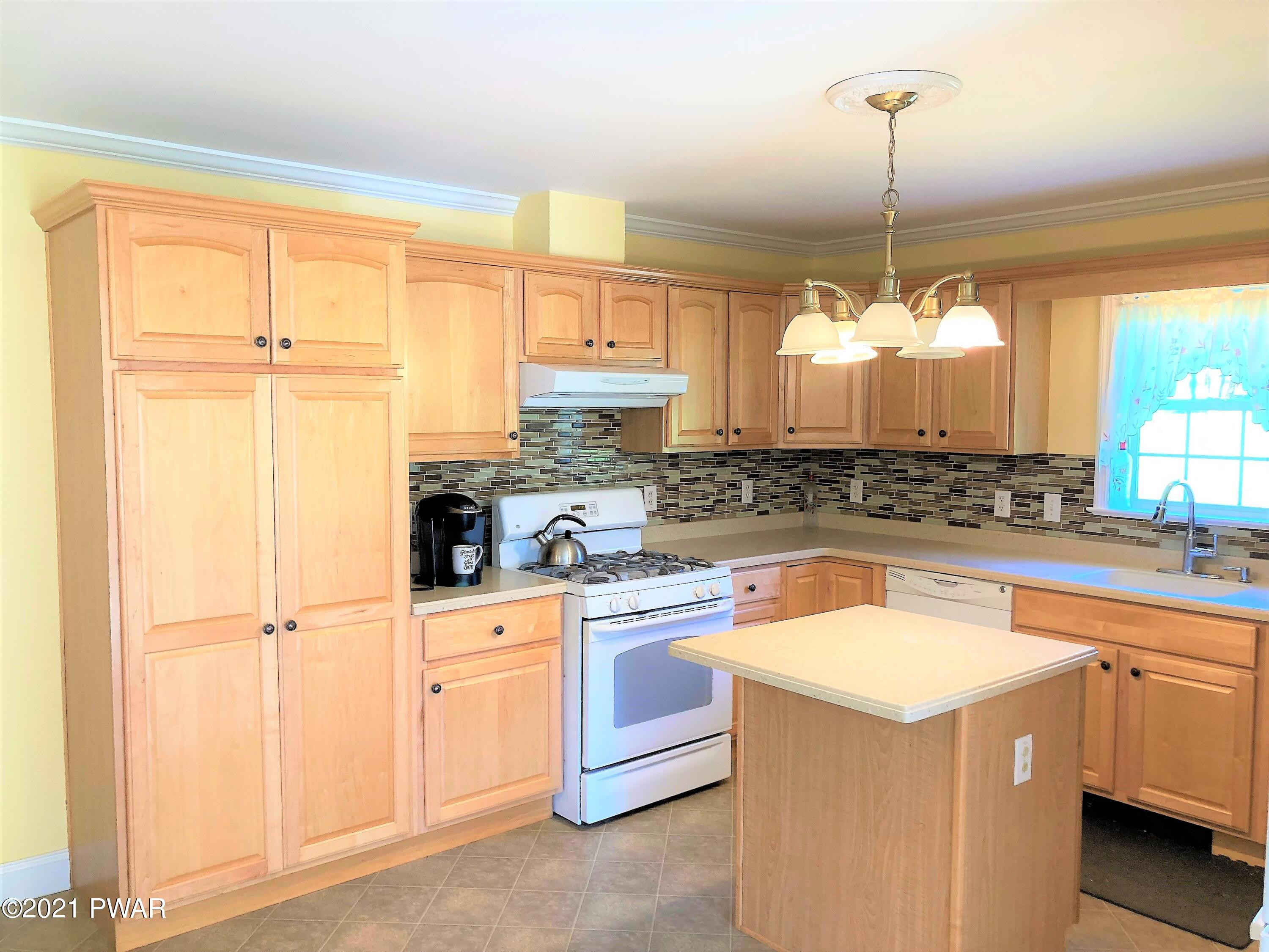 595 Stalker Hill Road Thompson, PA 18465 - Photo 15 of 43