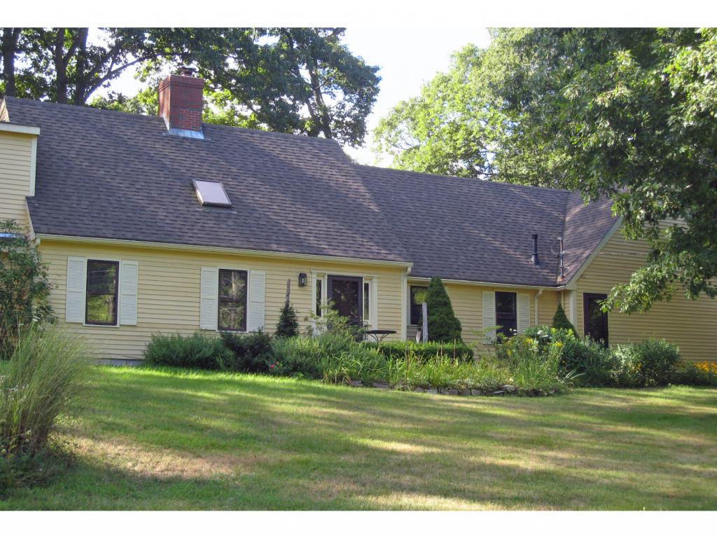 10 Old Farm Road Kittery, ME 03904 - Photo 1 of 36 Gallery Image 1