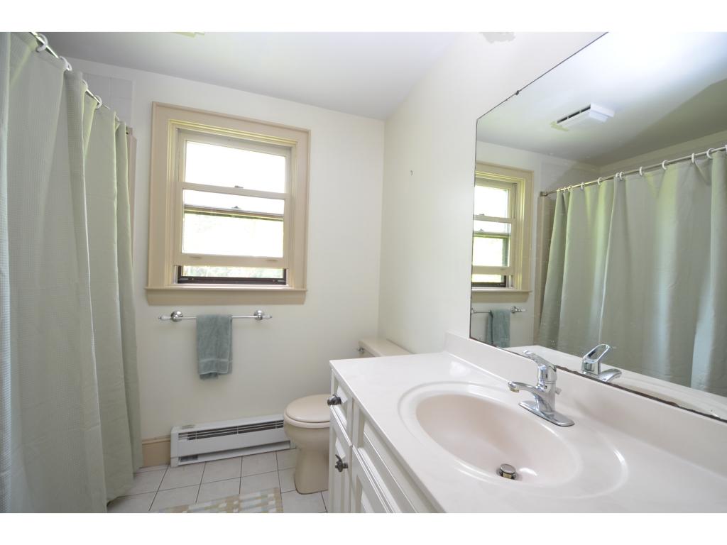 10 Old Farm Road Kittery, ME 03904 - Photo 22 of 36 Gallery Image 22