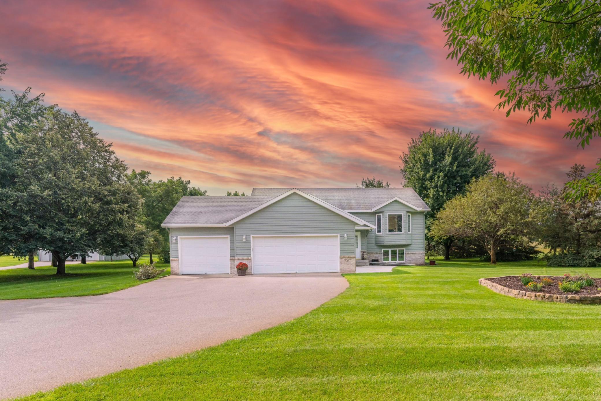 7057 County Road 47 St. Augusta, MN 56301 - Photo 1 of 1