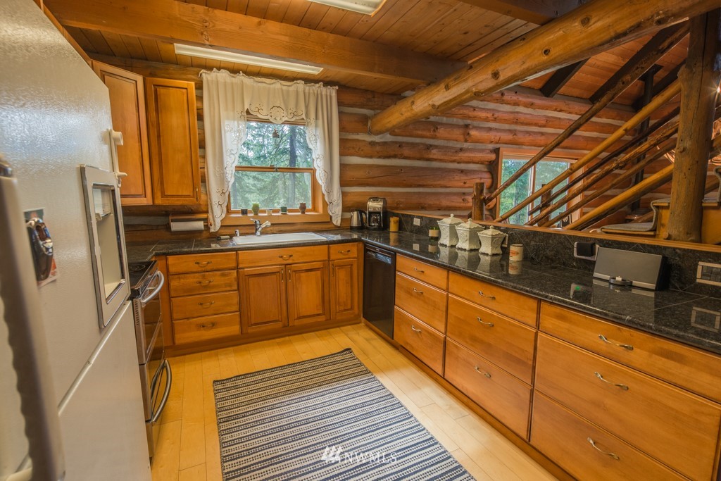 2832 Ley Road Cle Elum, WA 98922 - Photo 10 of 25 Gallery Image 10