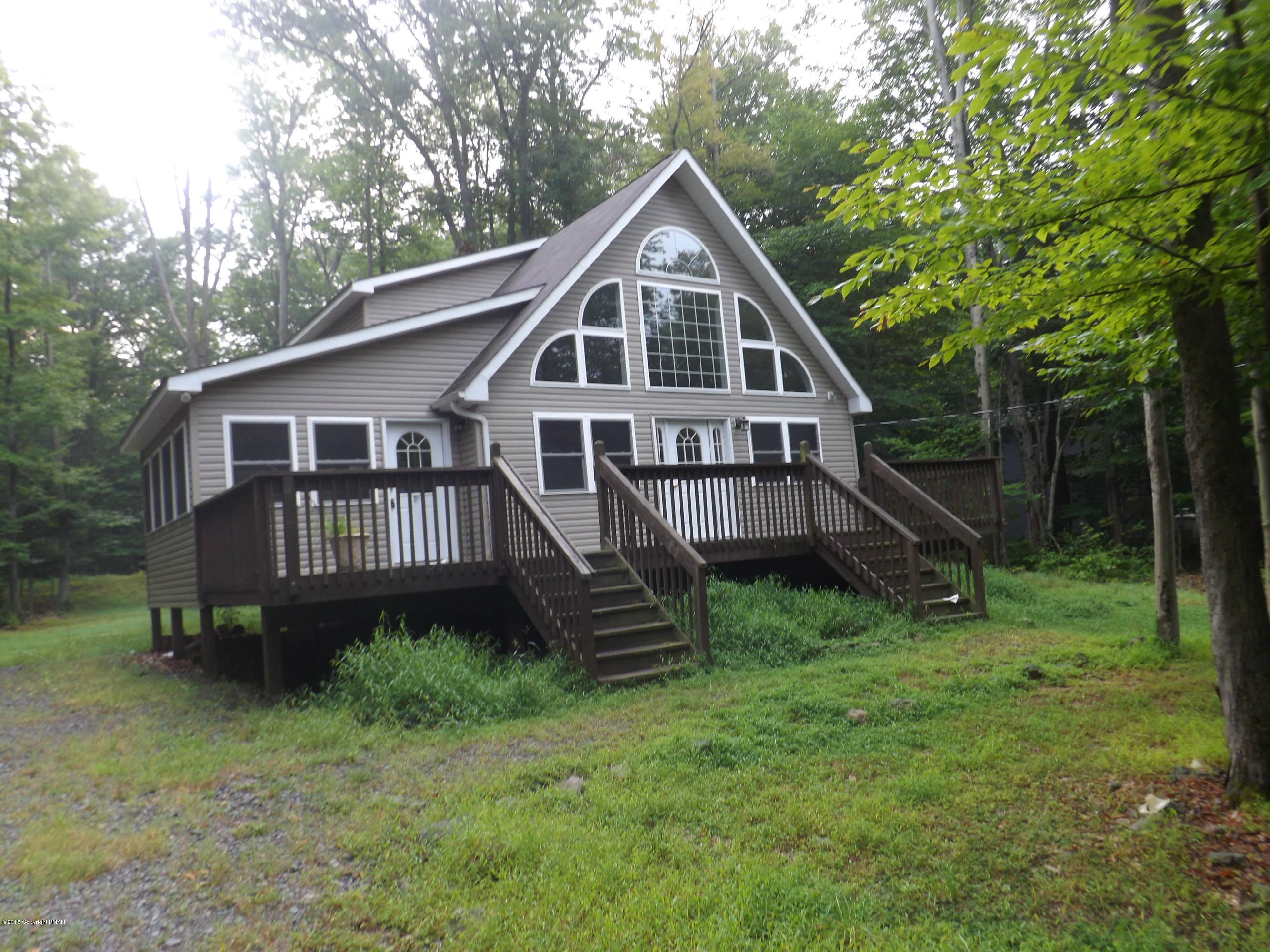 192 Elk Run Road Pocono Lake, PA 18347 - Photo 2 of 10 DSCF0070