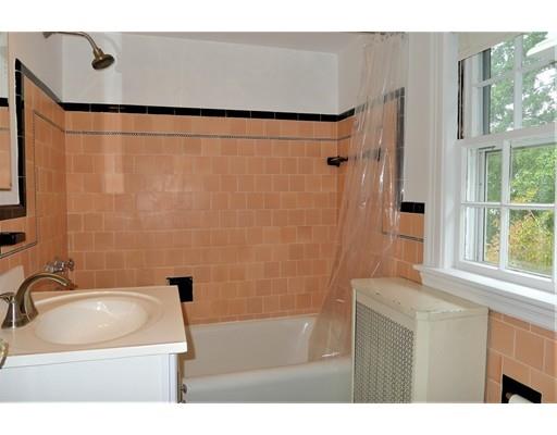 19 Windsor Road Stoneham, MA 02180 - Photo 16 of 31 Gallery Image 16