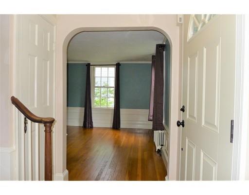 19 Windsor Road Stoneham, MA 02180 - Photo 2 of 31 Gallery Image 2