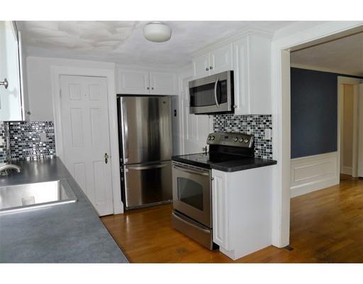19 Windsor Road Stoneham, MA 02180 - Photo 9 of 31 Gallery Image 9