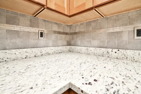 $3,100 | 77 Swan Street, Unit 2, Everett, MA 02149