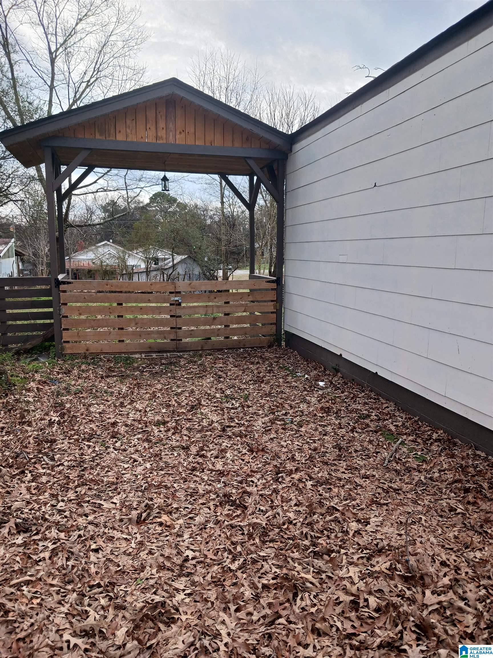617 8th Avenue Birmingham, AL 35228 - Photo 4 of 27