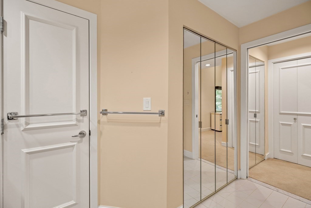 7 Wainwright Road, Unit 88 Winchester, MA 01890 - Photo 23 of 36