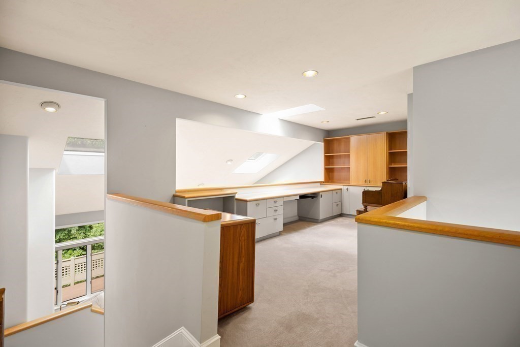 7 Wainwright Road, Unit 88 Winchester, MA 01890 - Photo 25 of 36