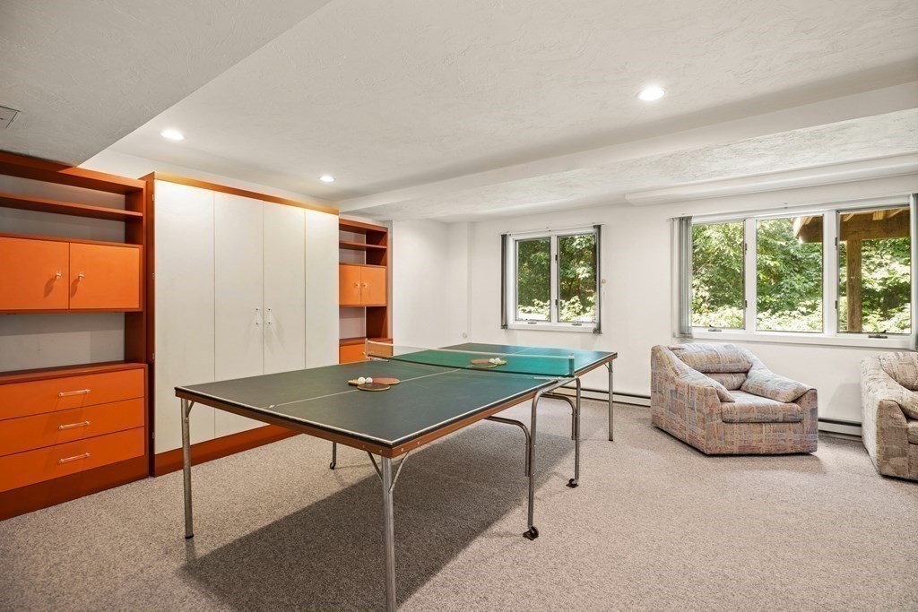 7 Wainwright Road, Unit 88 Winchester, MA 01890 - Photo 34 of 36