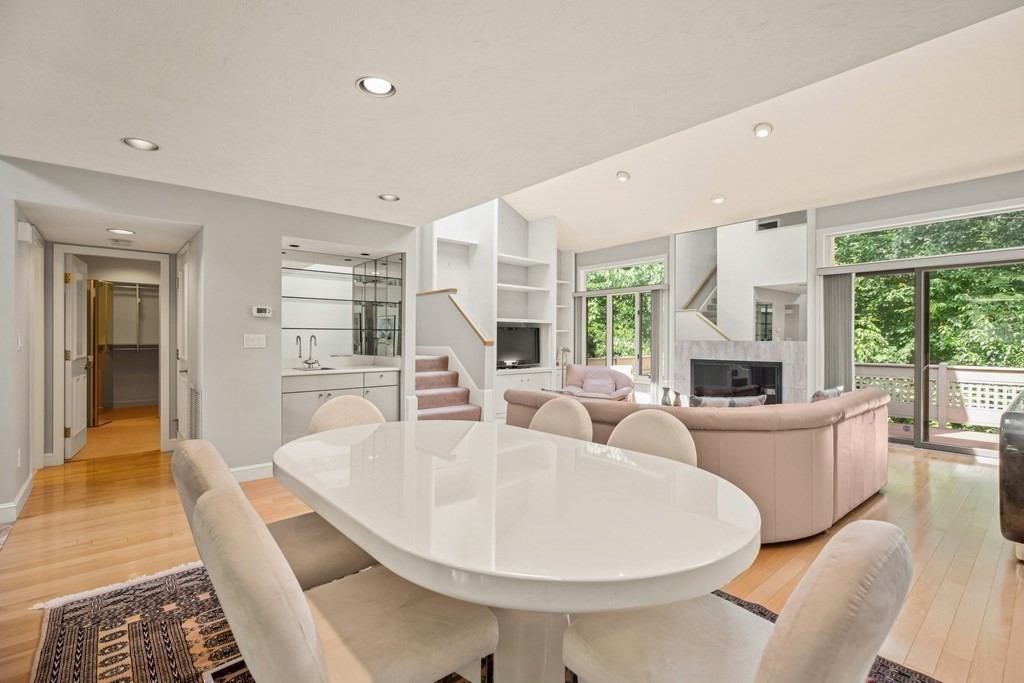 7 Wainwright Road, Unit 88 Winchester, MA 01890 - Photo 10 of 36