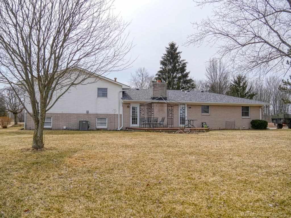 14950 Hough Road Allenton, MI 48002 - Photo 2 of 23 50071114-1.JPG