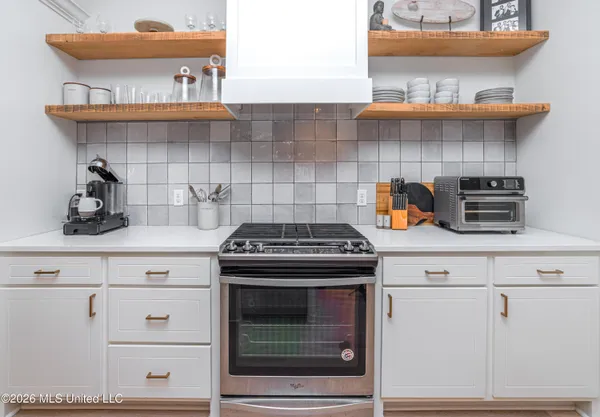 $305,000 | 146 Woodburn Way, Pearl, MS 39208