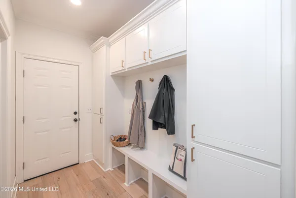 $305,000 | 146 Woodburn Way, Pearl, MS 39208