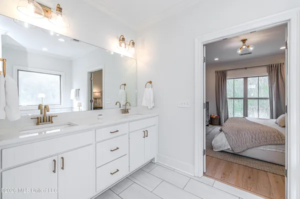 $305,000 | 146 Woodburn Way, Pearl, MS 39208