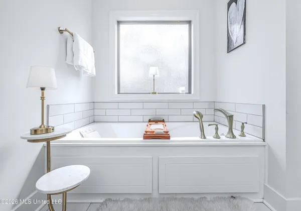 $305,000 | 146 Woodburn Way, Pearl, MS 39208