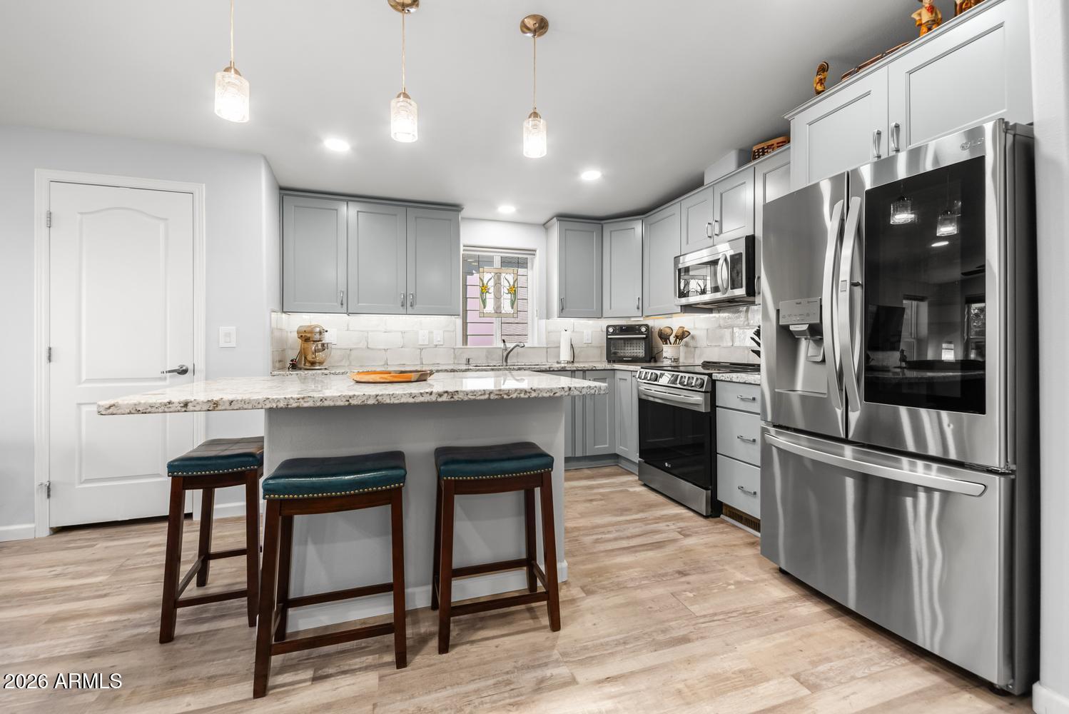 17200 West Bell Road, Unit 708 Surprise, AZ 85374 - Photo 11 of 35 008-007-BV3A1565 M0-1498x1000