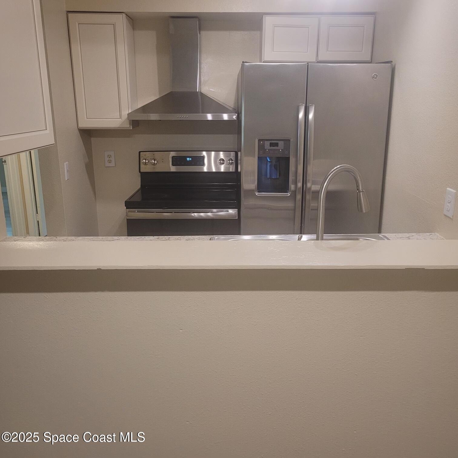 537 Rock Pit Road Titusville, FL 32796 - Photo 5 of 17 Kitchen (3)