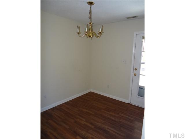 2953 Faversham Place Raleigh, NC 27604 - Photo 5 of 9
