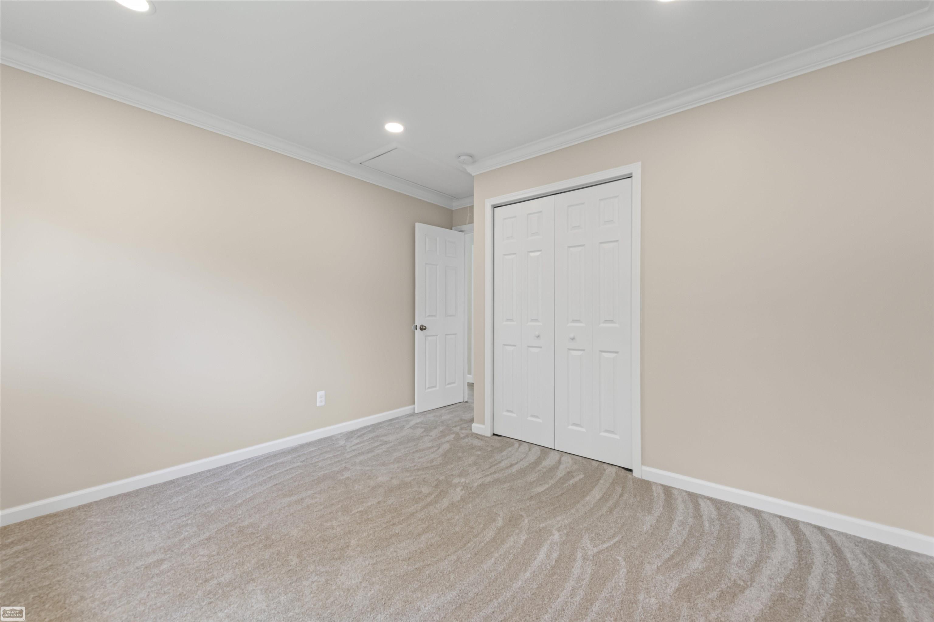 39839 Utica Road Sterling Heights, MI 48313 - Photo 20 of 25