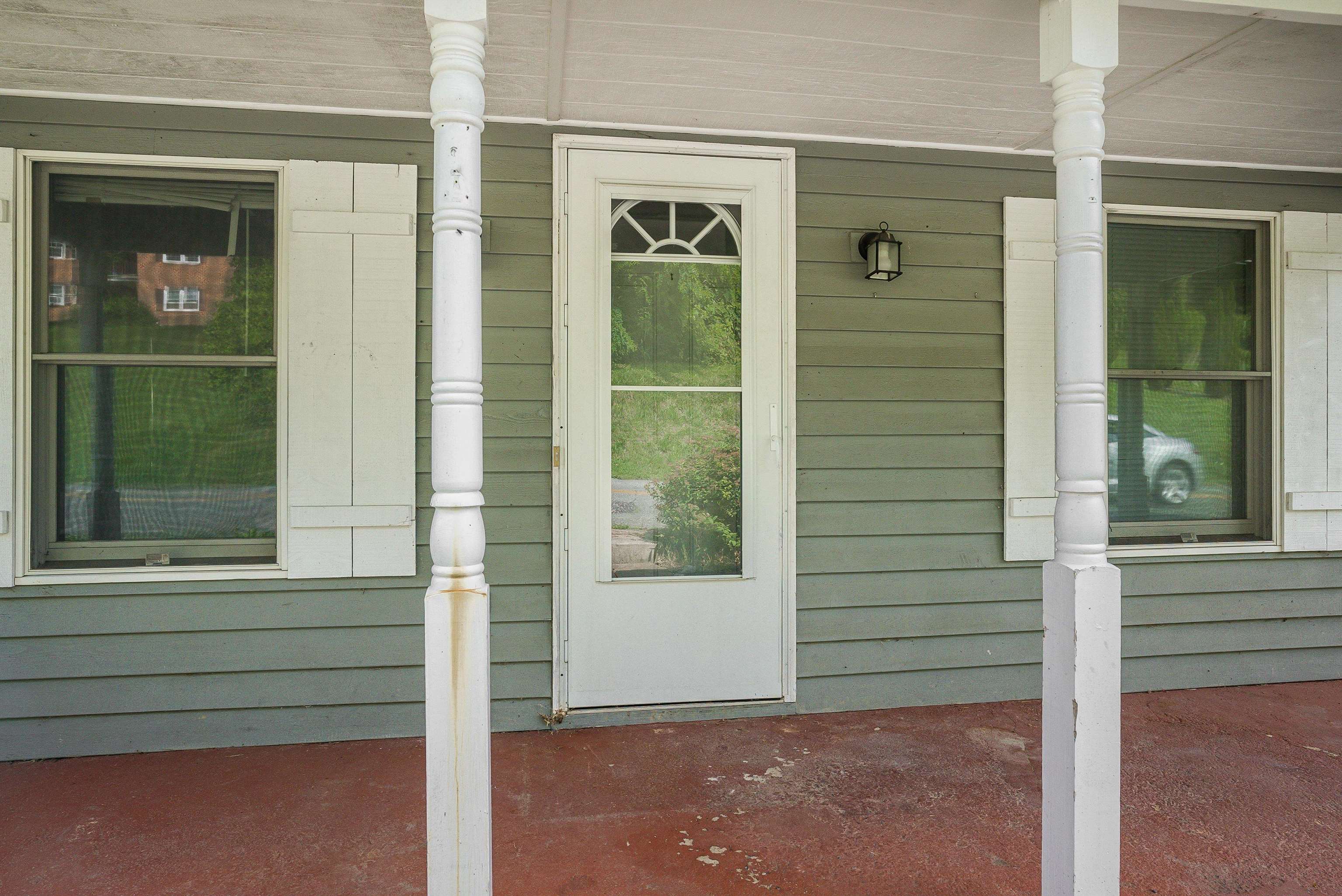 57 Woodlee Road Staunton, VA 24401 - Photo 5 of 16 Gallery Image 5